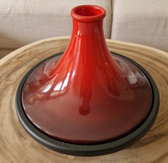 Le Creuset Tajine/Tagine 31 Cm Cerise – Nieuw In Doos – Keukenaccessoires, Cast Iron (photo 3 of 6)