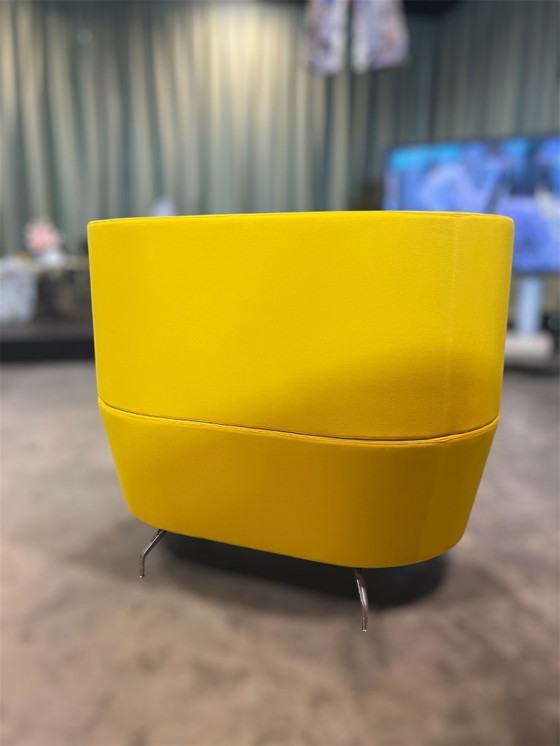 Image 1 of Orangebox Cwtch Acoustic sofa 