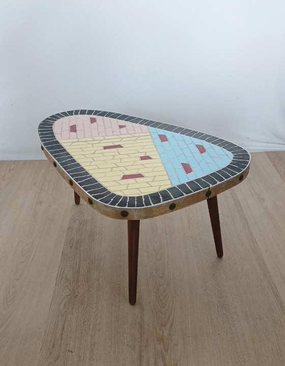 Image 1 of Table d'appoint en mosaïque des années 1950