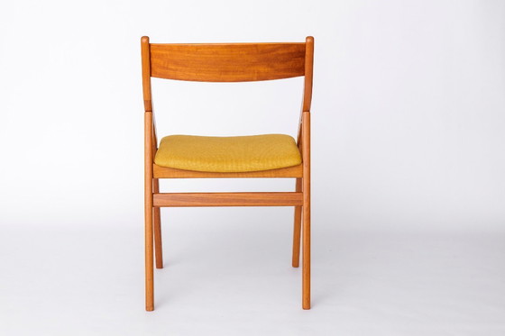 Image 1 of Chaise pliante vintage par Dyrlund, Danemark, 1960 Le prix est par chaise - 2 disponibles.  Une chaise pliante classique du Mid 