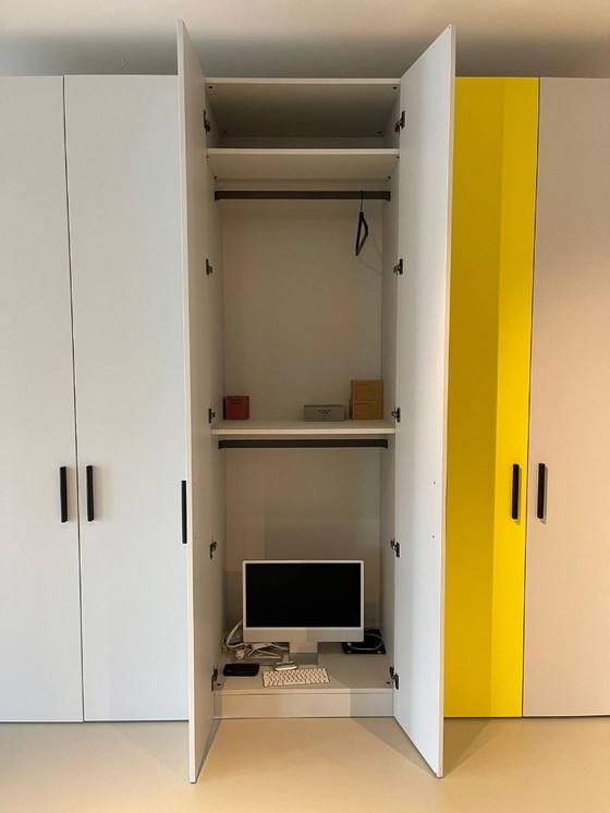 Image 1 of Format Furniture modularer Kleiderschrank