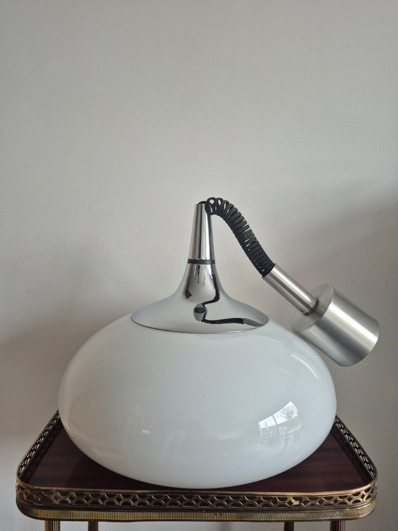 Vintage Space Age "UFO" pendant lamp in opaline and chrome (1970s), Chandeliers, Silver (photo 2 of 9)
