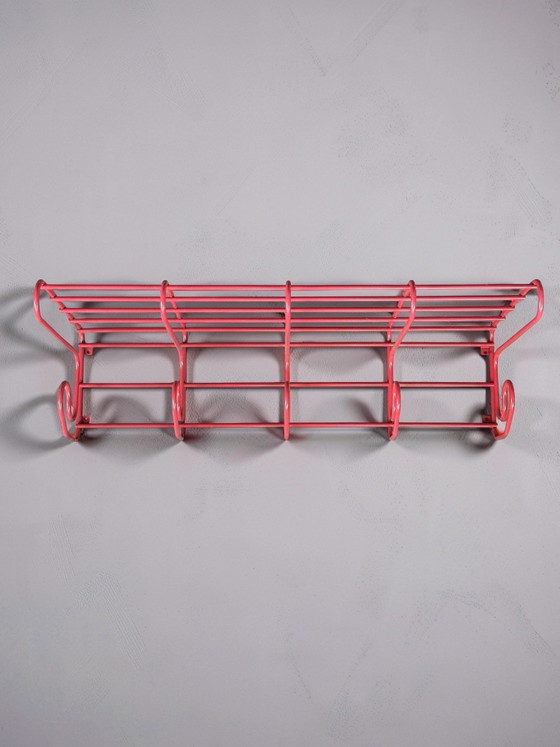 Rare Vintage IKEA 'Frän' Wall Coat Rack / Hat Rack – 1980s Postmodern Design – Bright Red Coated Metal Wire (photo 6 of 6)