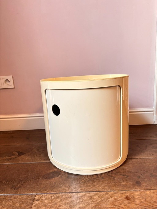 Kartell nachtkastje - Anna Castelli