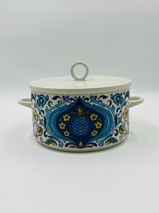 Villeroy & Boch Izmir tureen with oriental decoration