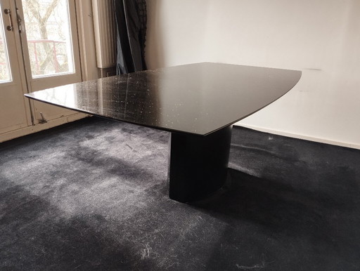 Draenert Design table