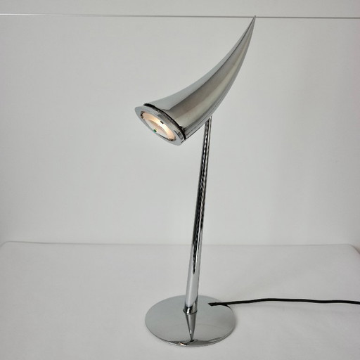 Philippe Starck, lampada 'ARA', metallo cromato lucido (FLOS, Italia).