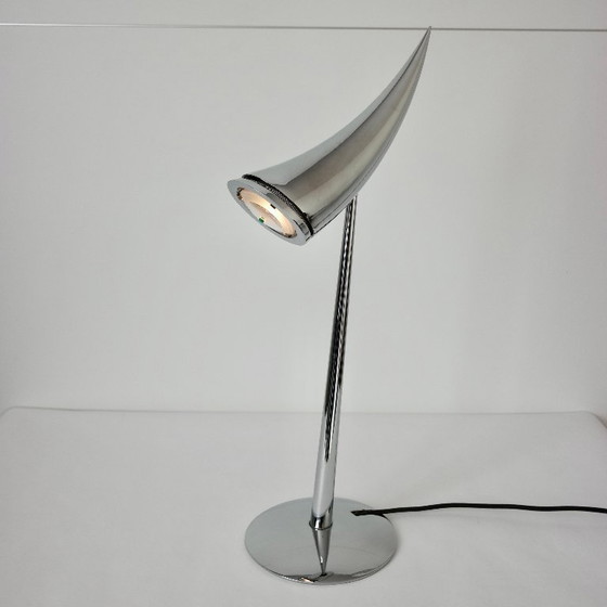 Image 1 of Philippe Starck, lampada 'ARA', metallo cromato lucido (FLOS, Italia).