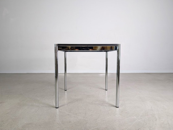 Image 1 of 2x Escritorio original USM Haller, mesa cuadrada pequeña blanca