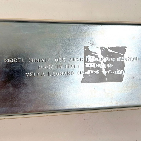 Portemanteau Minivip blanc de Benanti & Brunori pour Velca Legnano, années 1970 – Portemanteaux, Metal (photo 7 of 7)