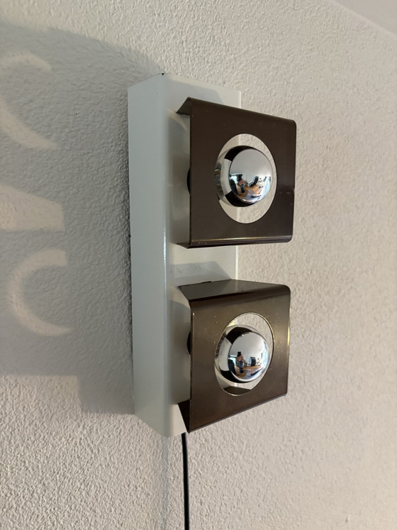 Vintage Massive Wall light 70s – Metal (photo 2 of 6)