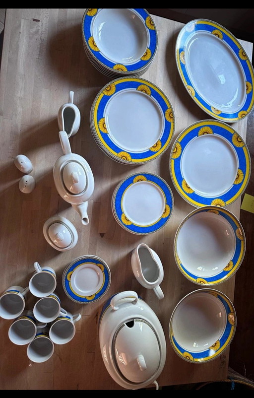 Complete 42-piece dinner service, brand new - Bohemian porcelain, Thun 1794 – tafelwaar