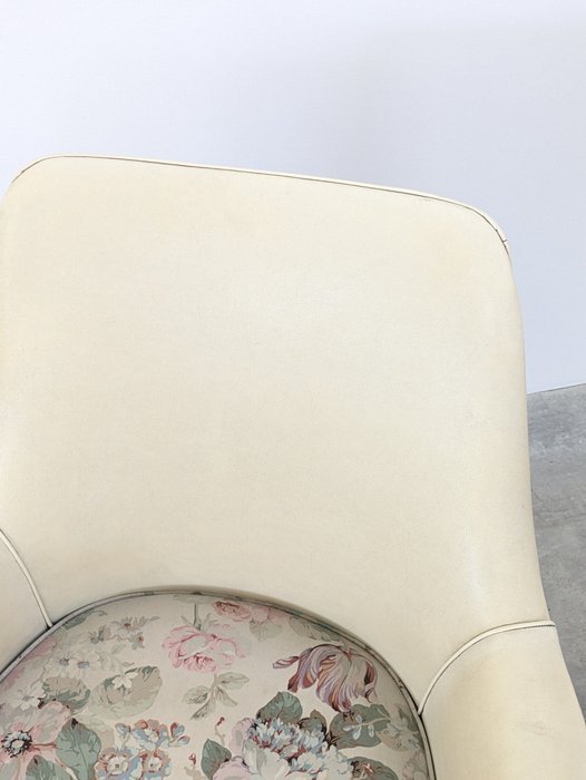 Image 1 of Vintage italian Armchair (2) - Wood, Leather, Fabric - 1960s/1970s