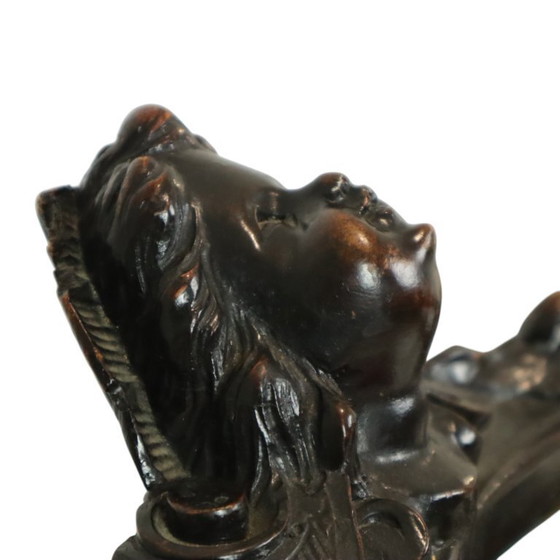 Image 1 of Fauteuil d'angle ancien en chêne italien de style Renaissance