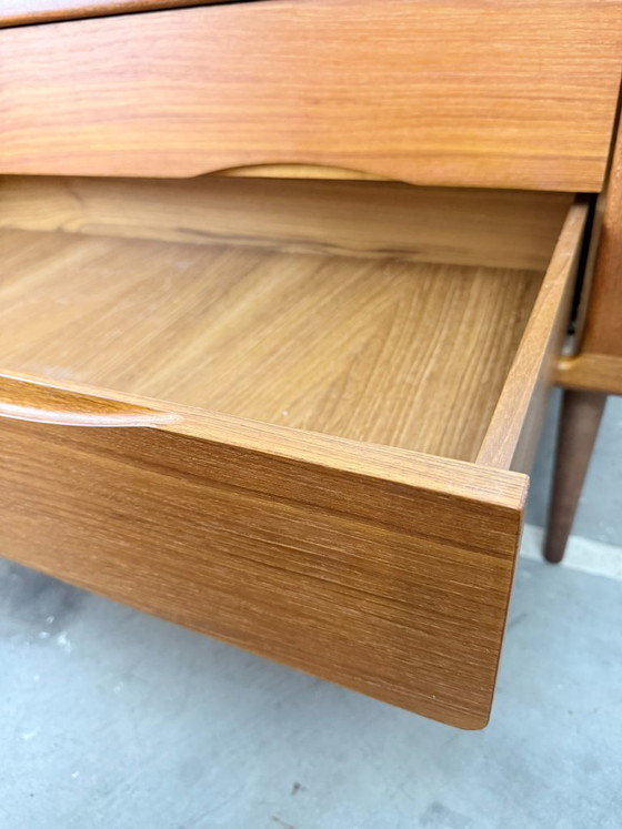 Image 1 of Commode/buffet bas Dyrlund « Sjaelsmark » – teck