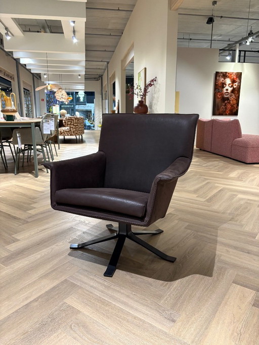 Poltrona girevole Djenne Design Disponibile – Design on Stock, draaistoelen, Leather