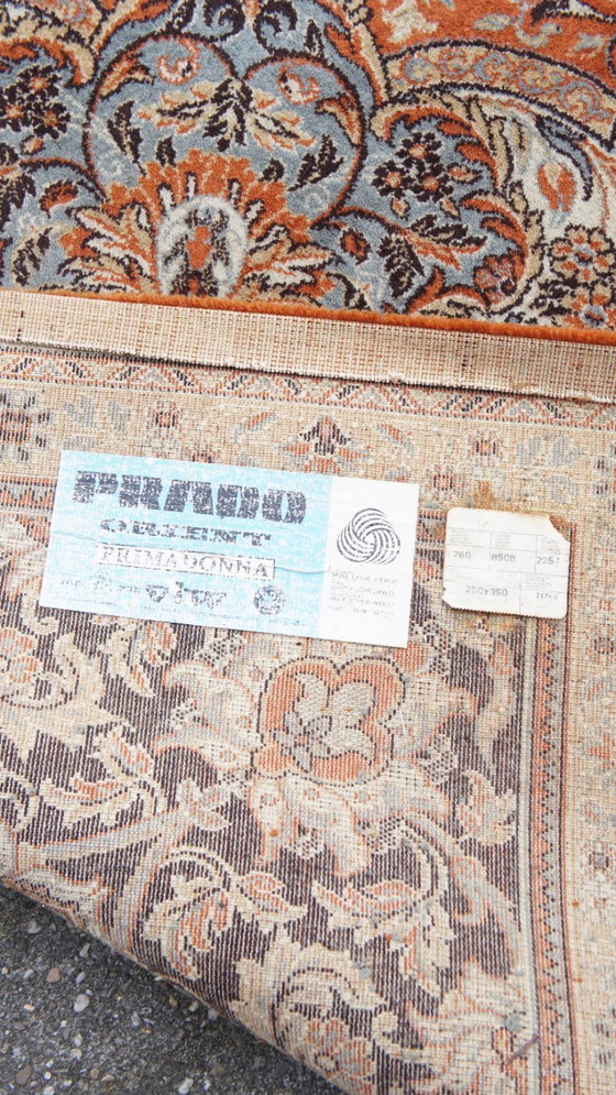 Image 1 of Vintage oosters vloerkleed met sprekende kleuren en motieven 342x249cm