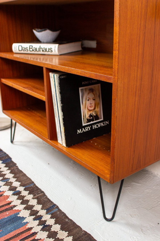 Image 1 of Mueble para discos antiguo, cómoda para equipos de alta fidelidad, aparador, danés de mediados de siglo.