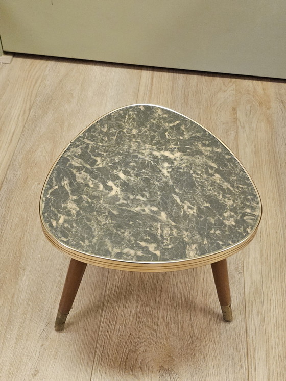 Image 1 of Table d'appoint vintage en marbre