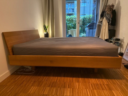 Vitamin Design Massives Eichen Bett Quadra 160x200