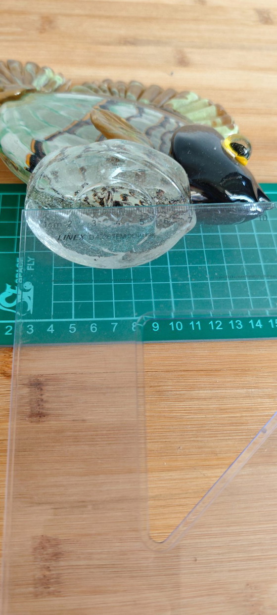 Image 1 of Figurine de poisson vintage en verre soufflé à la bouche — Style Murano — Vert/Ambre avec des nageoires ridées remarquables