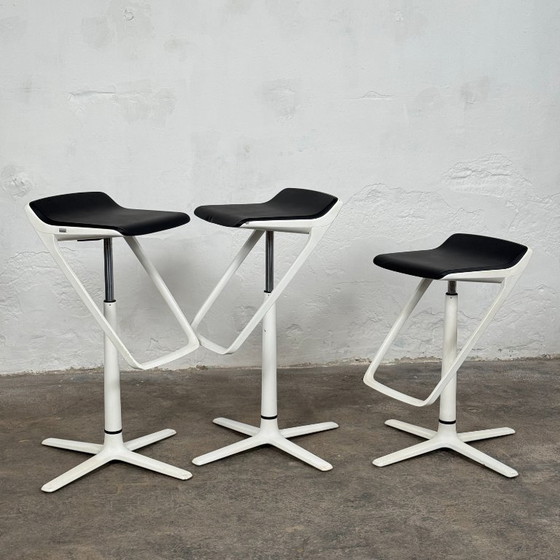 Image 1 of Interstuhl KINETICis5 710K Barstool