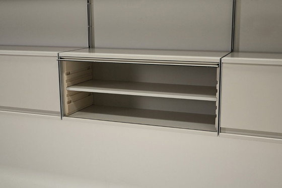 Image 1 of Grote 606 wandkast van Dieter Rams voor Vitsoe, jaren 60, Duitsland.