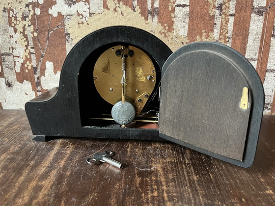 Orologio da camino Vintage Junghans con suoneria oraria – Glass, Wood (photo 5 of 11)