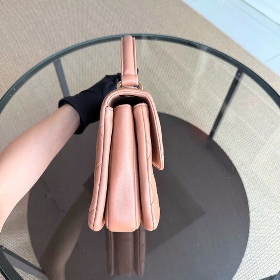 Image 1 of Chanel Trendy CC Small - Cannage Lamsleer Blush Goudkleurige Hardware Serie 23