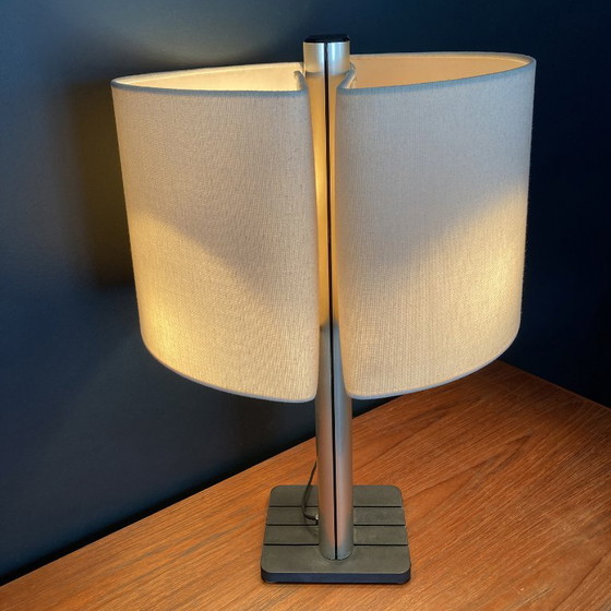 Strigam Tischlampe von Jean-Pierre Vitrac 1983 – Tischlampen, Aluminium (photo 3 of 8)