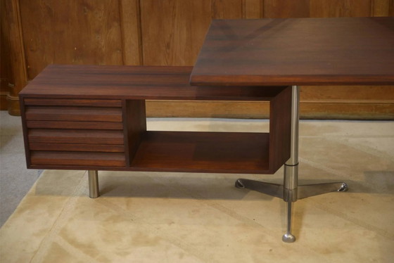 Rosewood desk model T95 by Osvaldo Borsani for Tecno 1960s, Italian Design (photo 8 of 17)
