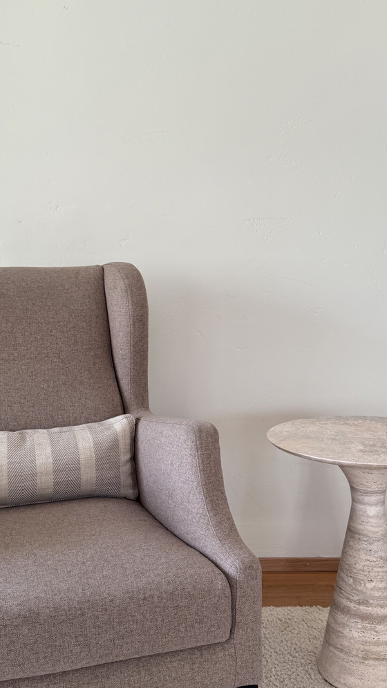 Image 1 of 2 sillones Chauffeuse de Living Divani: elegancia y confort atemporales en diseño italiano