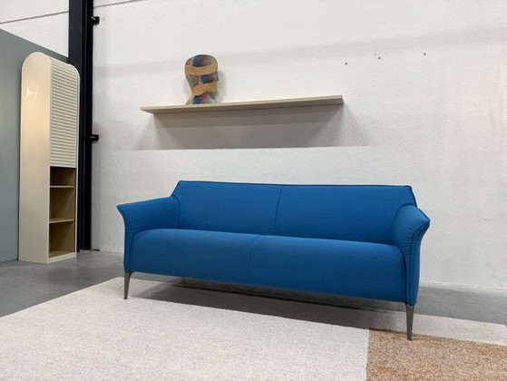 Image 1 of Leolux Mayon 3-Sitzer-Sofa, blaues Sofa