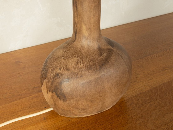 1970s Table Lamp with Ceramic Base – Textile (photo 6 of 8)