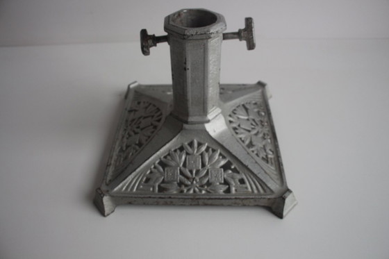 Image 1 of Soporte para árbol de Navidad de estilo Art Nouveau, década de 1910.