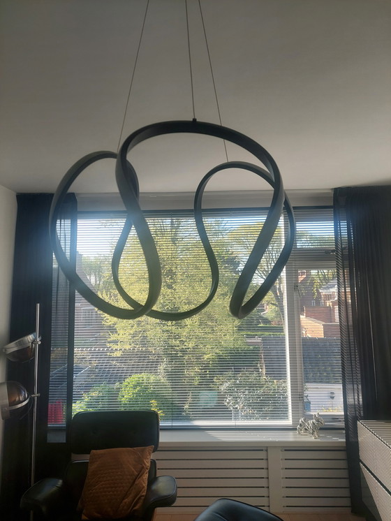 Image 1 of Zwarte LED Hang/Plafond Lamp