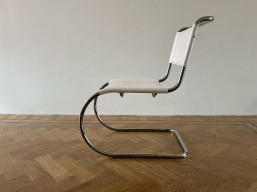 Sedia S533 L, Mies van der Rohe per Thonet