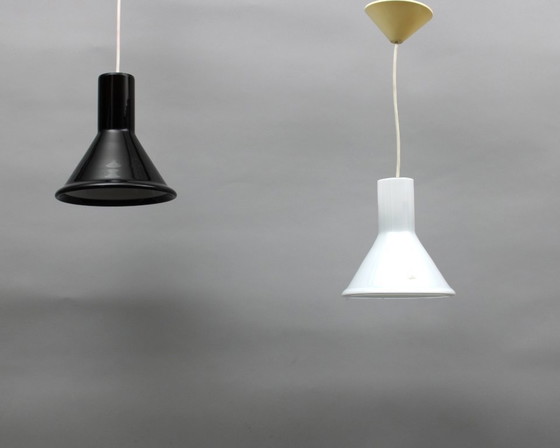 Image 1 of Michael Bang (1942-2013) - lot de 2, lampes suspendues Mini P&T Pendel - Holmegaard, Danemark