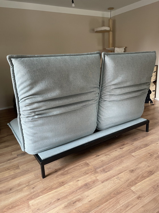 Image 1 of 340 Nova Sofa in lichtgrijs | Oorspronkelijke prijs € 2.576 | Factuur beschikbaar