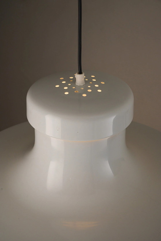 Lampada a sospensione in metallo bianco di Aneta, Svezia, anni '70, Plafoniere, Nero, Scandinavian (foto 11 di 14)