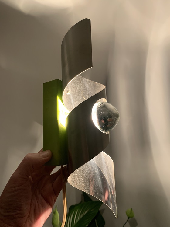 Image 1 of Touch wokkel wandlamp