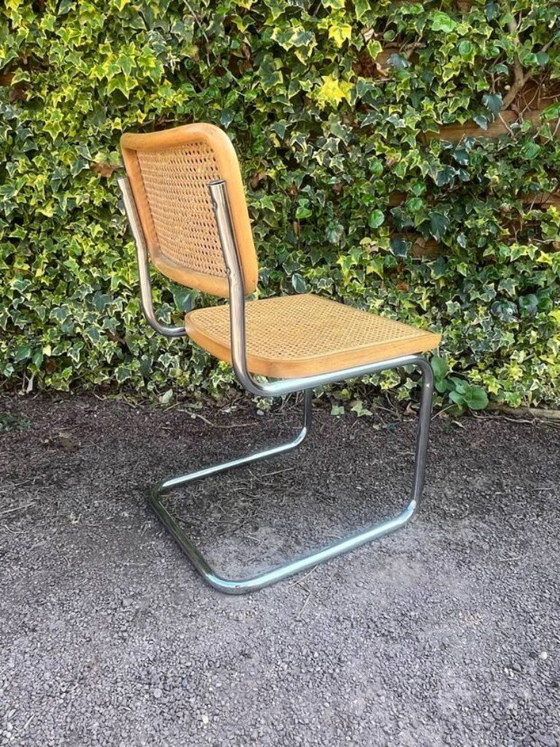 Image 1 of Stuhl aus Holz und Rohrgeflecht im Stil von Marcel Breuer