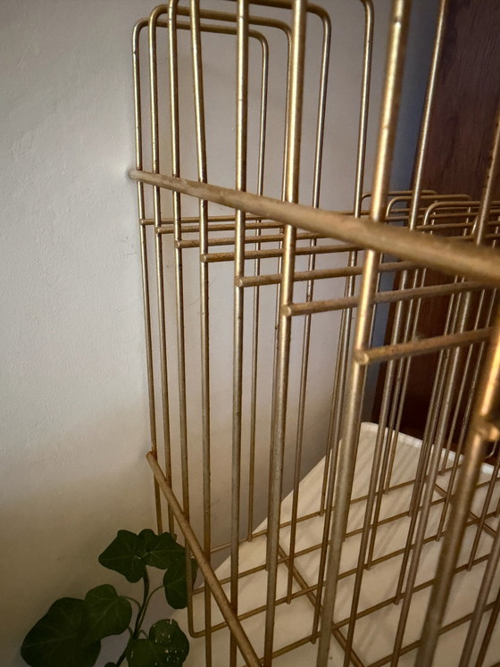 Portadischi vintage a forma di cubo Mid-Century, Oggetti decorativi, Metallo, Dorato (foto 5 di 6)