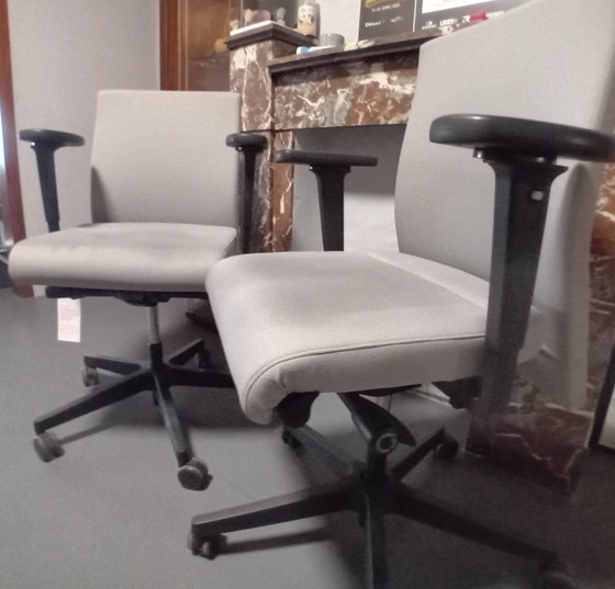 Image 1 of Chaise de bureau ergonomique d'Interstuhl