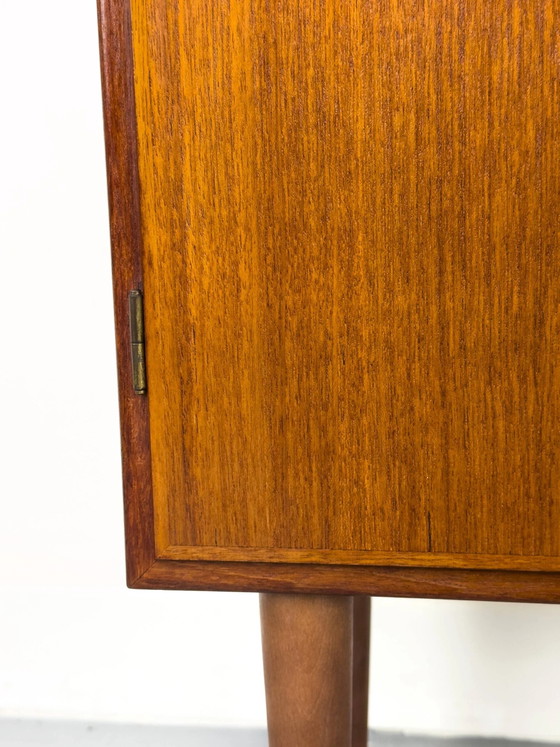 Deens dressoir in teak van Børge Mogensen voor Søborg Møbelfabrik, jaren 60 – Opbergkast, Wood (photo 7 of 21)