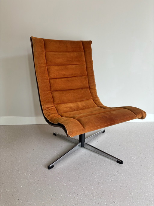 Vintage Lennart Bender swivel chair met suede bekleding 