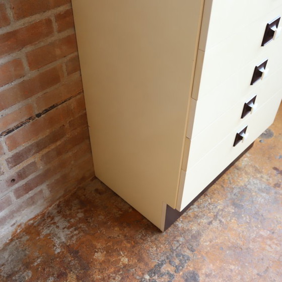 Image 1 of Vintage ladekast post modern space age bruine creme jaren 70