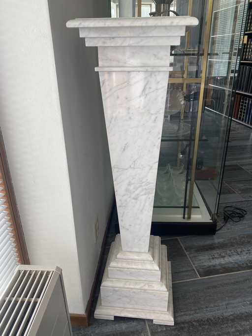 Colonne en marbre massif