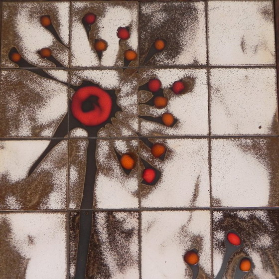 Image 1 of Mesa de azulejos Vallauris, firmada "dan" con la imagen de un pájaro fantástico, década de 1960.