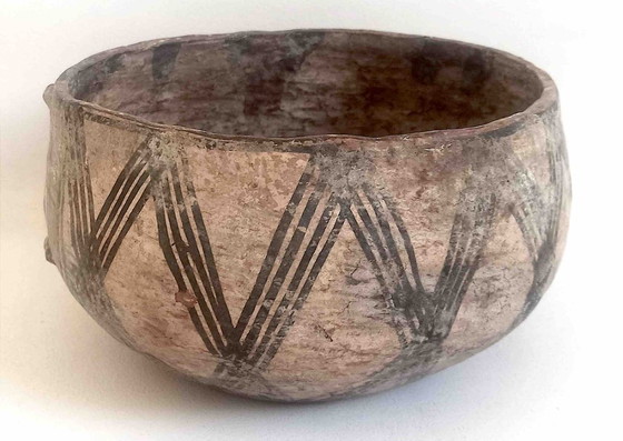 Image 1 of Large Ethnic-style bowl Early 20th century